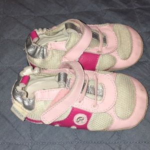RobeeZ 18-24 month pink leather shoes